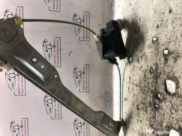 Macara geam stanga fata Opel Corsa 2006