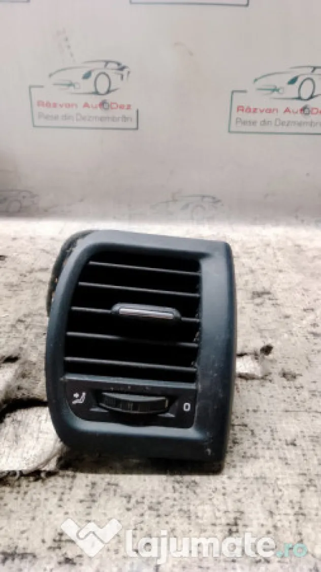 Grila ventilatie stanga Skoda Fabia 2 2013