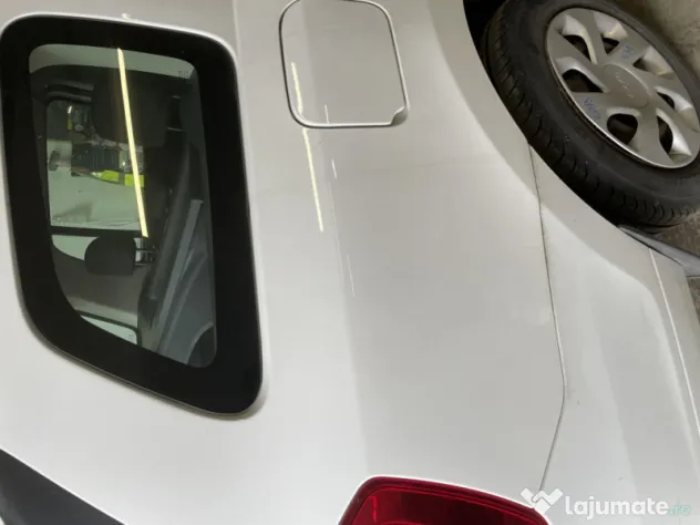 Aripa Dreapta Spate Dacia Logan Mcv 1.5 Motorina 2017