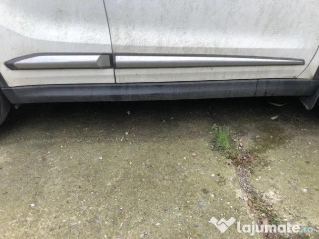 Prag dreapta plastic Suzuki Vitara 1.6 Motorina 2017