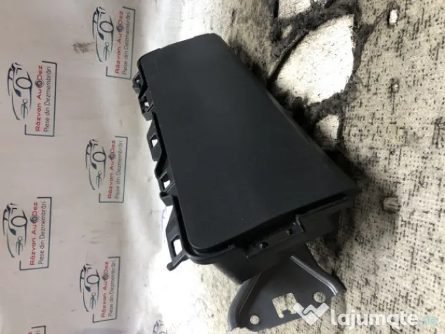 Airbag picioare Suzuki SX4 1.6 Benzina 2015