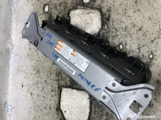 Airbag picioare Suzuki SX4 1.6 Benzina 2015