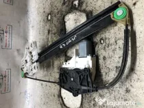 Macara geam dreapta spate Audi Q3 2014