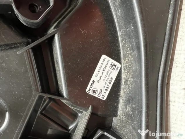 Macara geam dreapta fata Skoda Octavia 4 2021