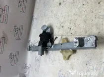 Macara geam stanga fata Renault Clio 4 2016