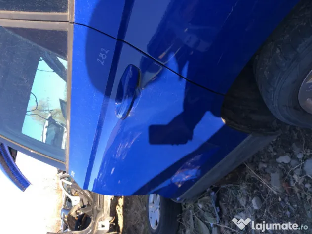 Prag stanga tabla Skoda Karoq 2020
