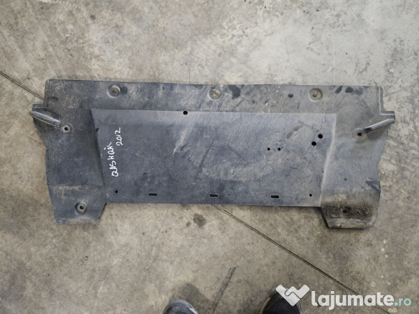 Scut motor plastic Nissan Qashqai 1.6 Motorina 2012