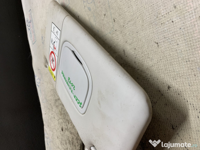 Parasolar stanga Jeep Renegade - Motorina 2018