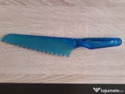 Cutit de plastic cu lama zimtata