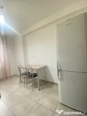 Ap 2 cam fond nou, Gavana, loc parcare, 400 euro 