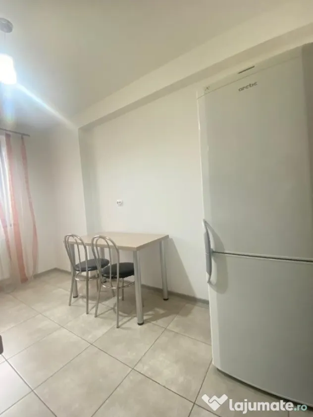 Ap 2 cam fond nou, Gavana, loc parcare, 400 euro