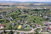 Casă cu piscină și teren de tenis – Girov, 10 min de... 