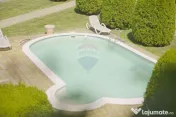 Casă cu piscină și teren de tenis – Girov, 10 min de... 