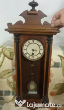 Ceas antic cu pendula