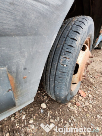 Ford Transit 2.4 TDI 6 locuri Camionetă cabină dublă