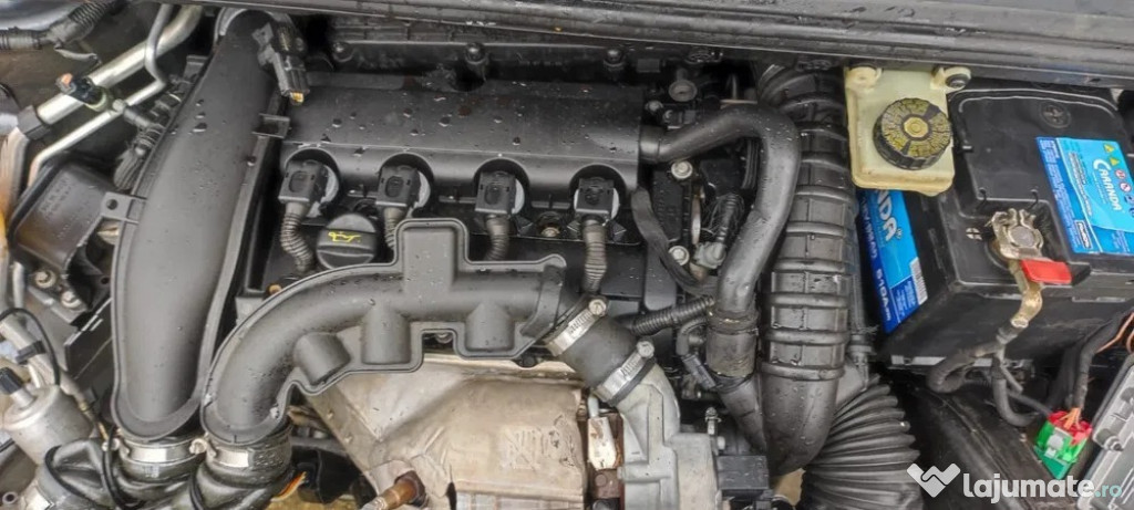 Dezmembrez Peugeot 308 Coupe 1.6 turbo 5FX 155 cai An 2010 112.000 km