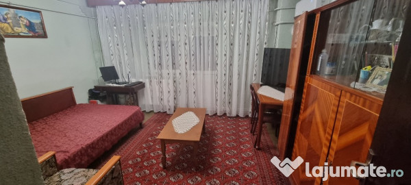 Apartament 4 camere 104 mp, central,bloc complet renovat (PNRR)–2 băi,2 balcoane