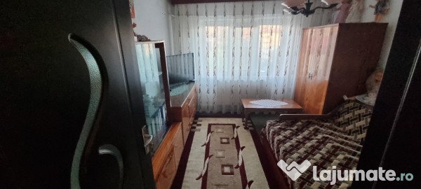 Apartament 4 camere 104 mp, central,bloc complet renovat (PNRR)–2 băi,2 balcoane