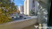 Vila - Bloc modern de 11 camere zona Centrul Civic , Onix 