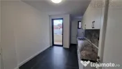 Vila - Bloc modern de 11 camere zona Centrul Civic , Onix 