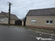 Casa plus anexa parter, Tamaseu central, gaz, sosea , ter 3040 mp