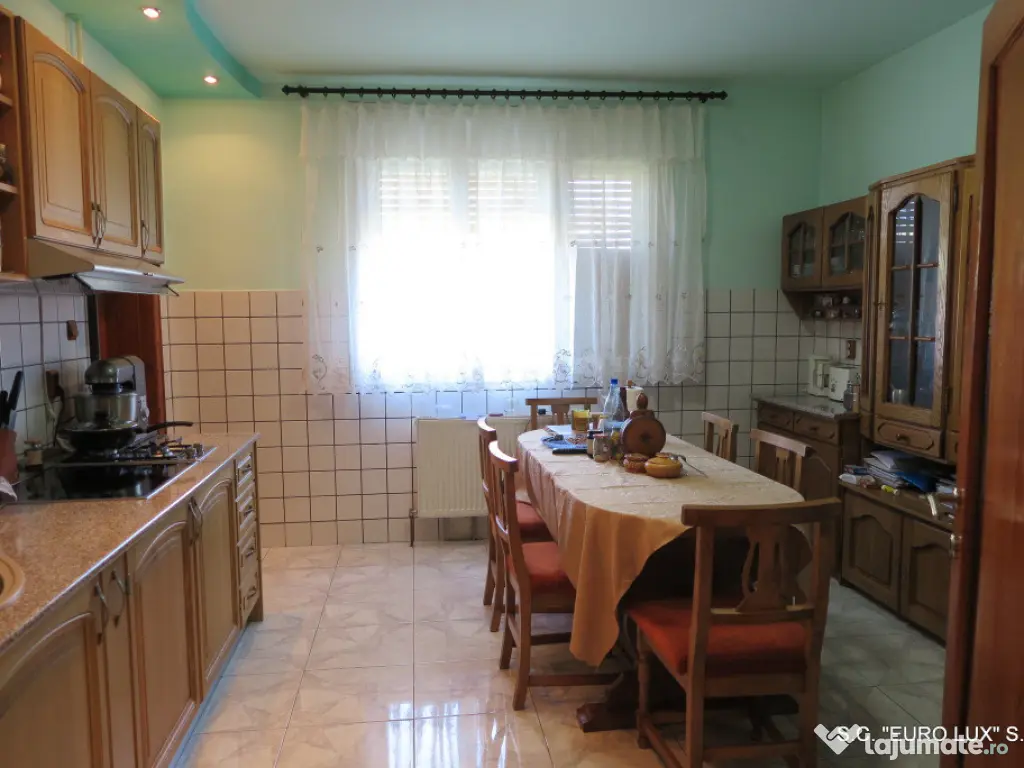 Vila D + P + E - Zona Gradiste