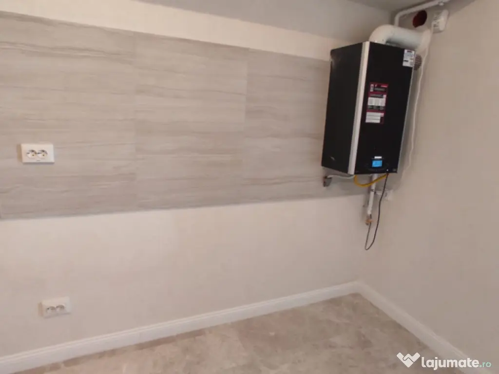 APARTAMENT 2 CAMERE, DECOMANDAT, BLOC NOU, MUTARE IMEDIATA 