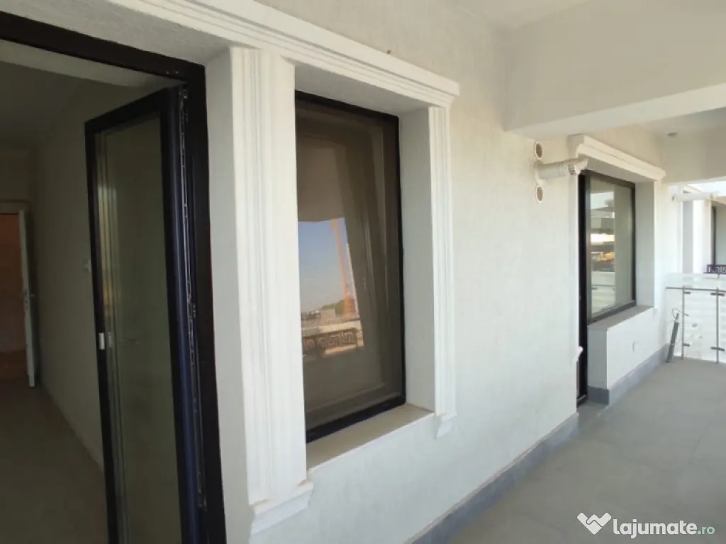 APARTAMENT 2 CAMERE, DECOMANDAT, BLOC NOU, MUTARE IMEDIATA 