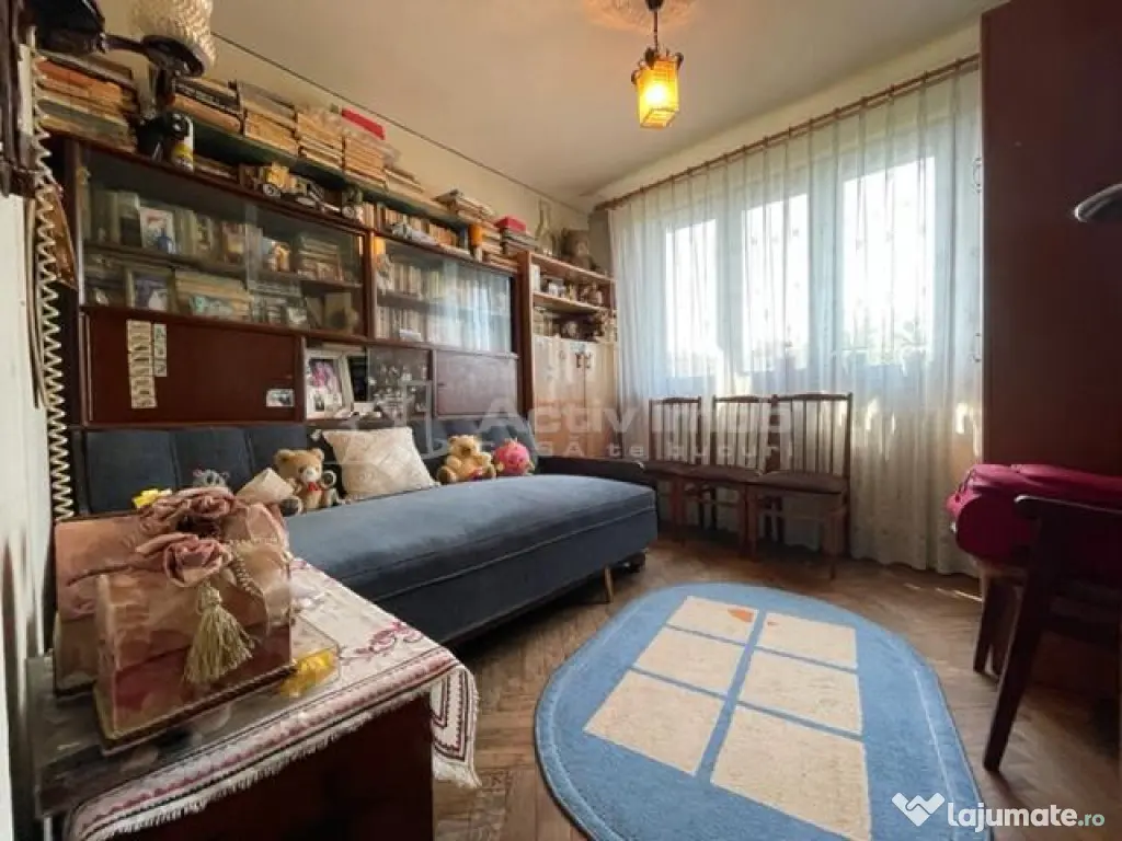 Titan-1 Decembrie 1918-Strada Giurgeni,etaj 4 din 4 