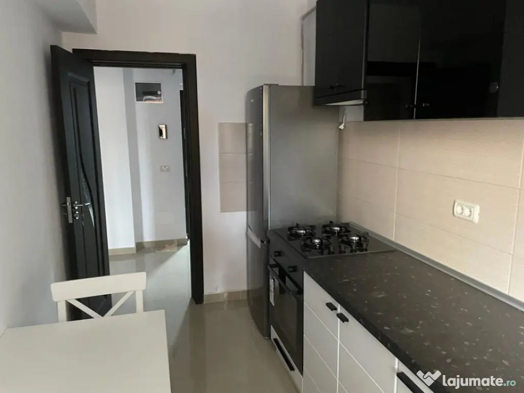 APARTAMENT 2 CAMERE, DECOMANDAT, BLOC NOU, PRIMA CHIRIE, TOT 