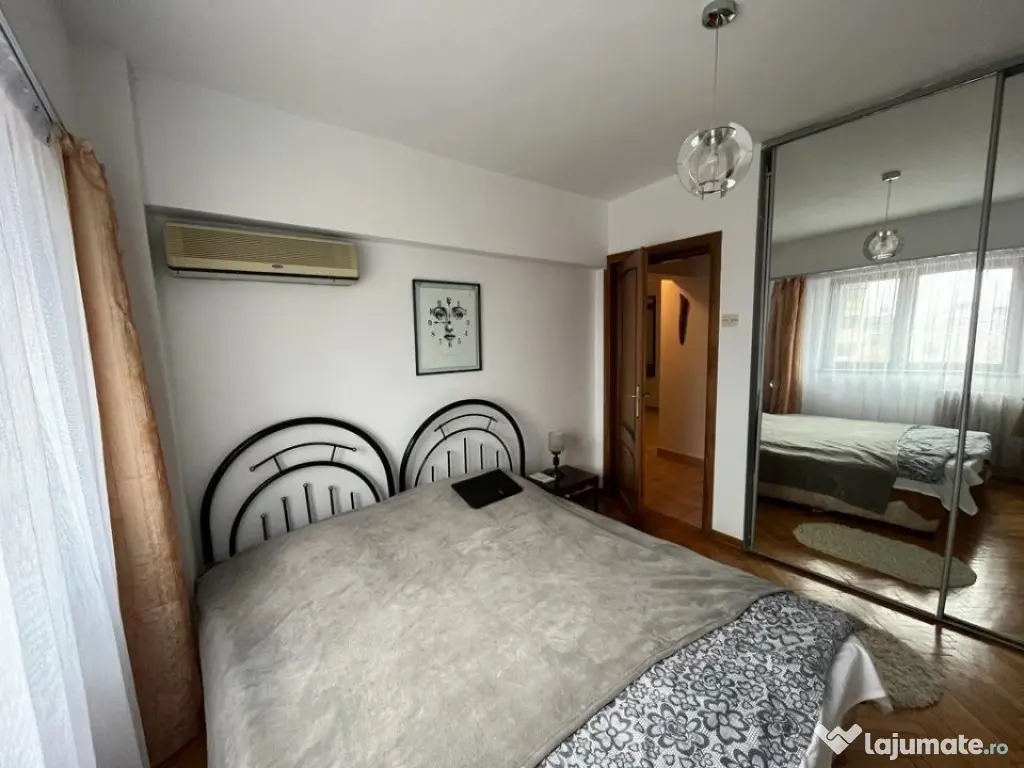 Apartament 3 camere Piaţa Victoriei