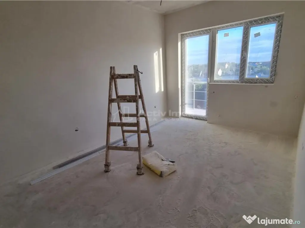 3 camere 90mp Sos Salaj 