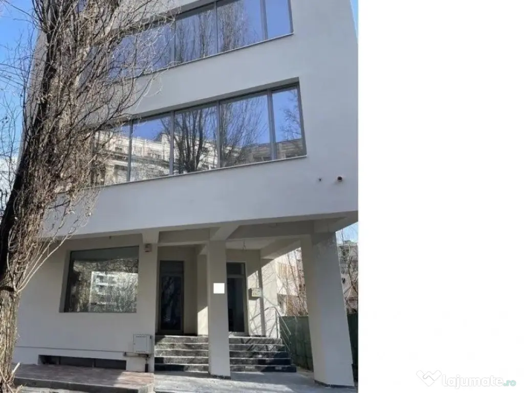 Unirii, S+P+3, suprafata 600 mp 