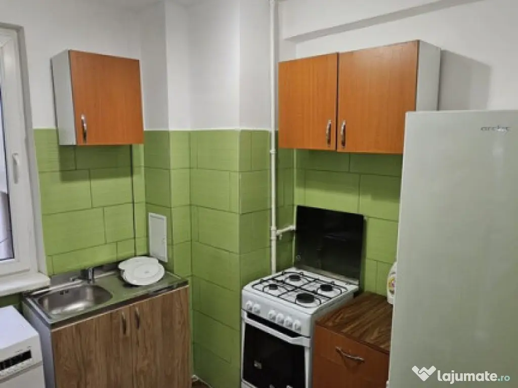 ULTRACENTRAL - 2cam, cf1, sd, et2, renovat la 48000 eu