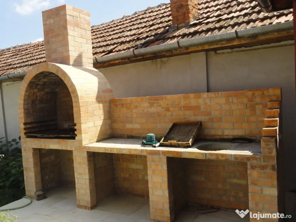 Casa 5 camere Sannicolau Mic 