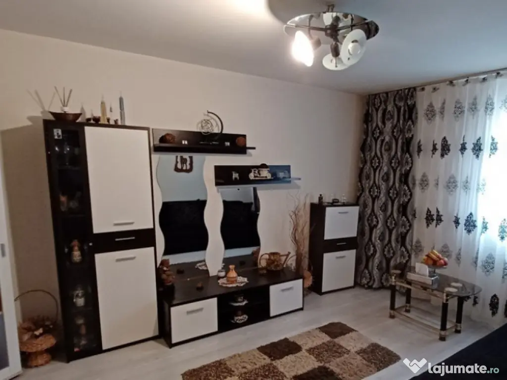 Vanzare Apartament 2 Camere Zona Titan