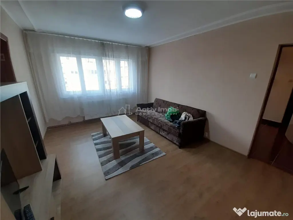 Resita, Chirie 2 cam., Micro III