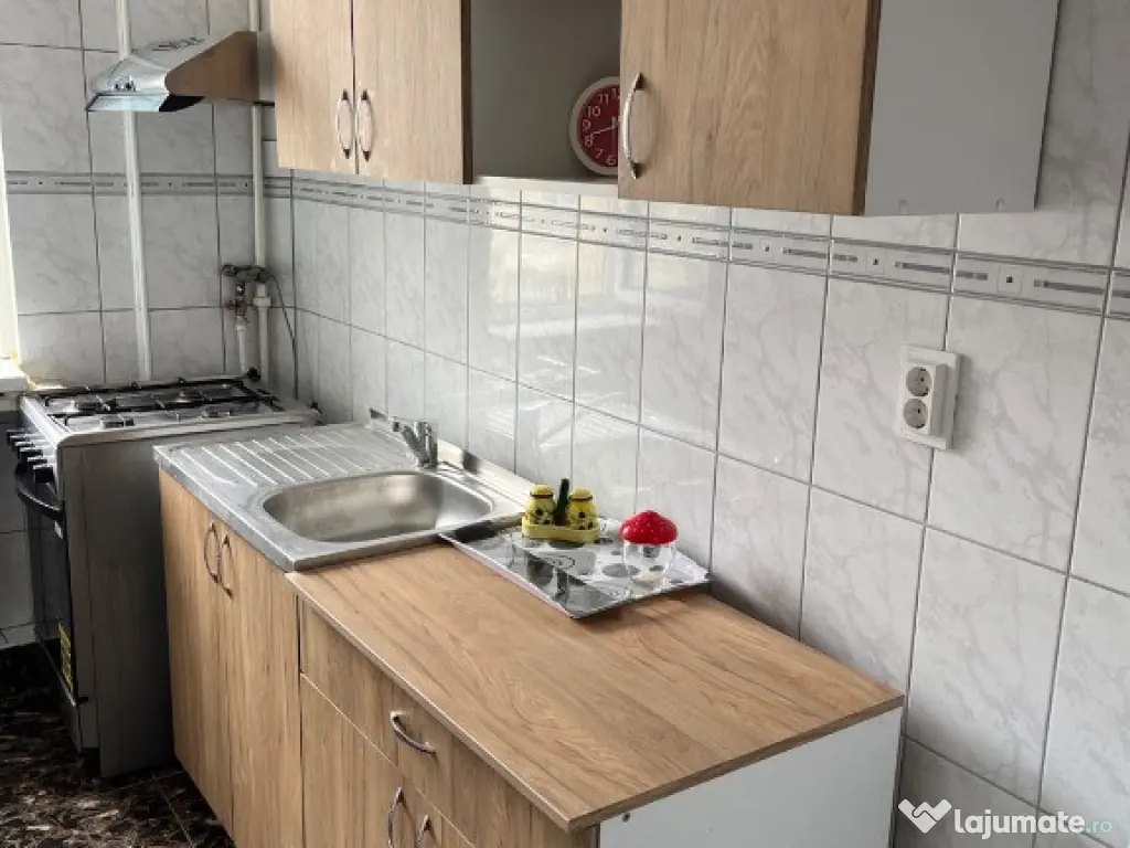 Apartament doua camere zona Lipovei 