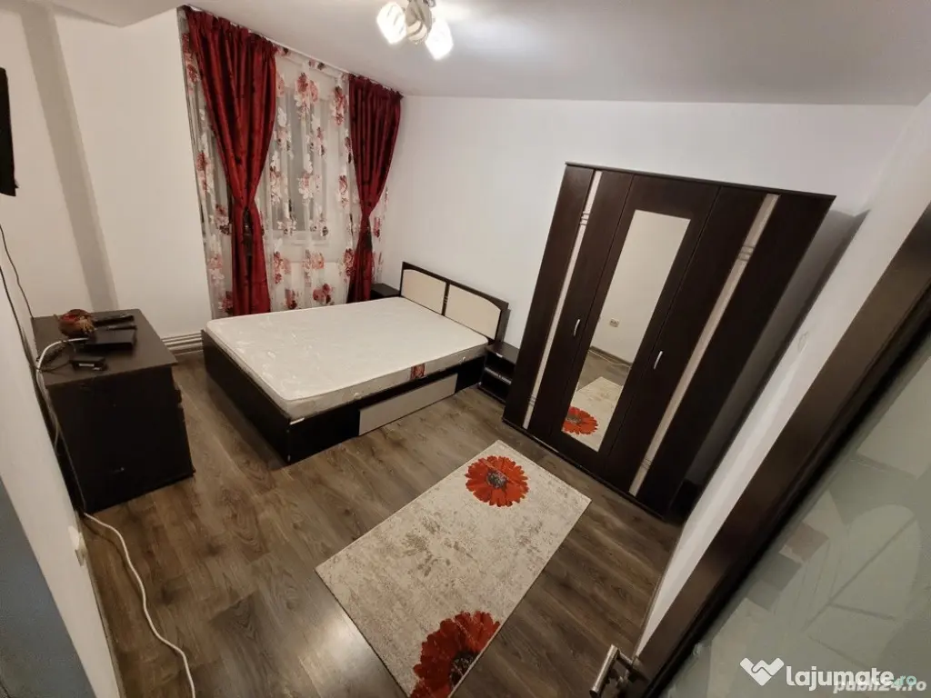 Apartament cu 2 camere zona Soarelui 