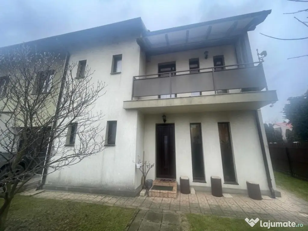 Duplex 4 camere, 153 mp , 234 teren, garaj, zona Florilor