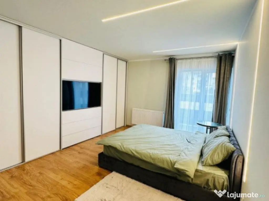 Apartament modern la cheie, 2 gradini, parcare, zona Cetatii