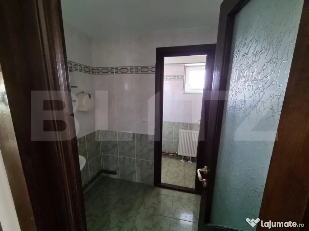 Casa, proprietate pretabila pentru sediu de firma + hala pro