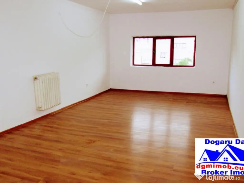 Full Shopping Center Deva, spatii comerciale de inchiriat 