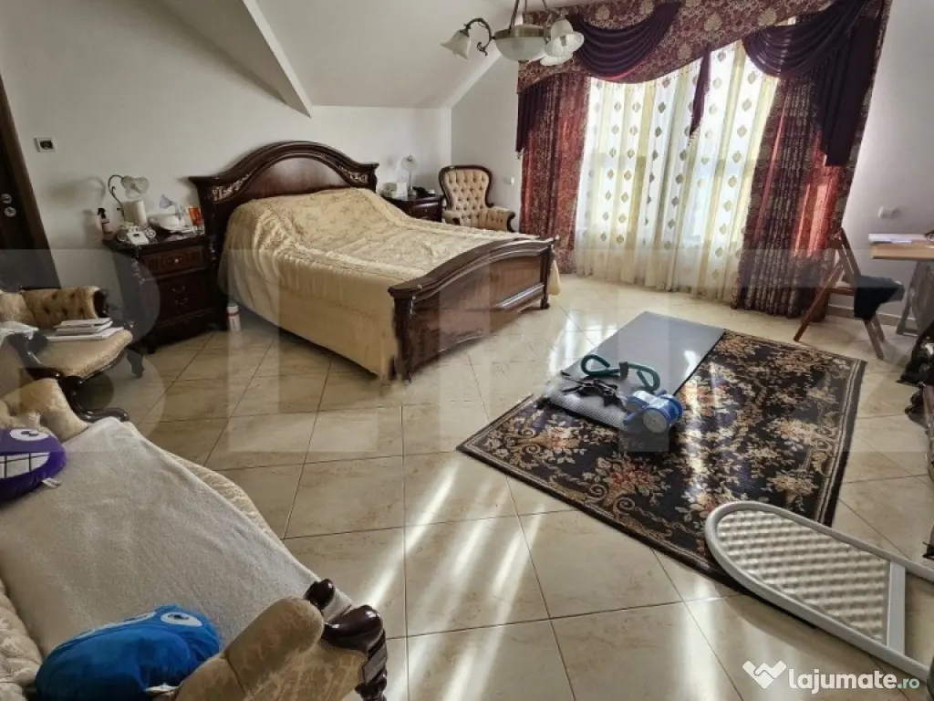 Vila în regim P+1, 380 mp², pretabilă spații de birouri,