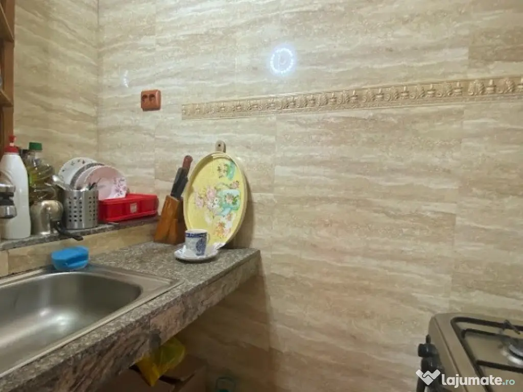 Ap 3 cam, Gavana, langa Spitalul Judetean, 119000 euro 