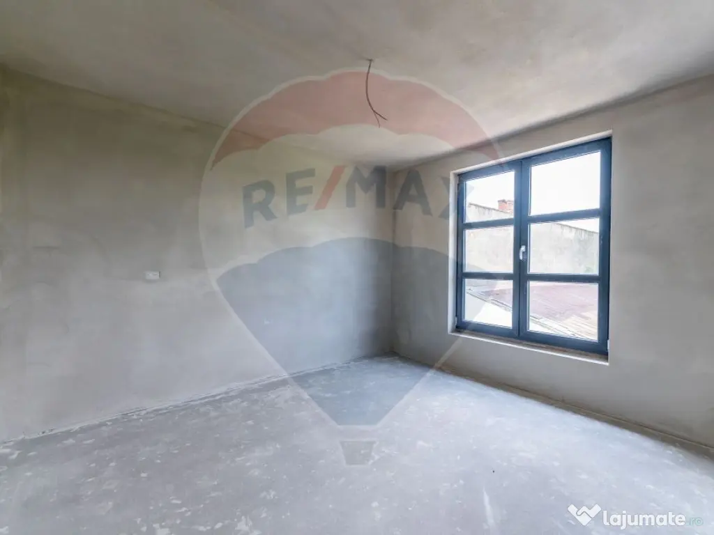 Casa într-un complex nou de 6 case înșiruite, 4 camere... 