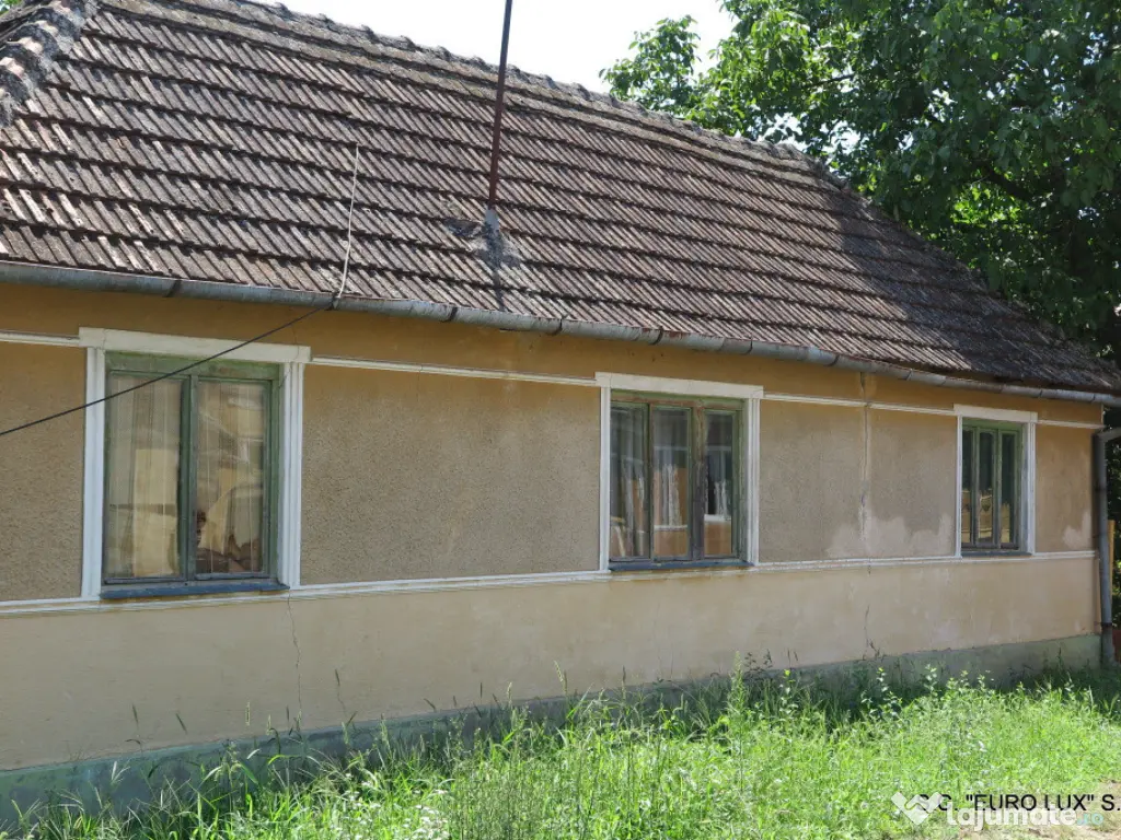 Loc de casa - Covasant 