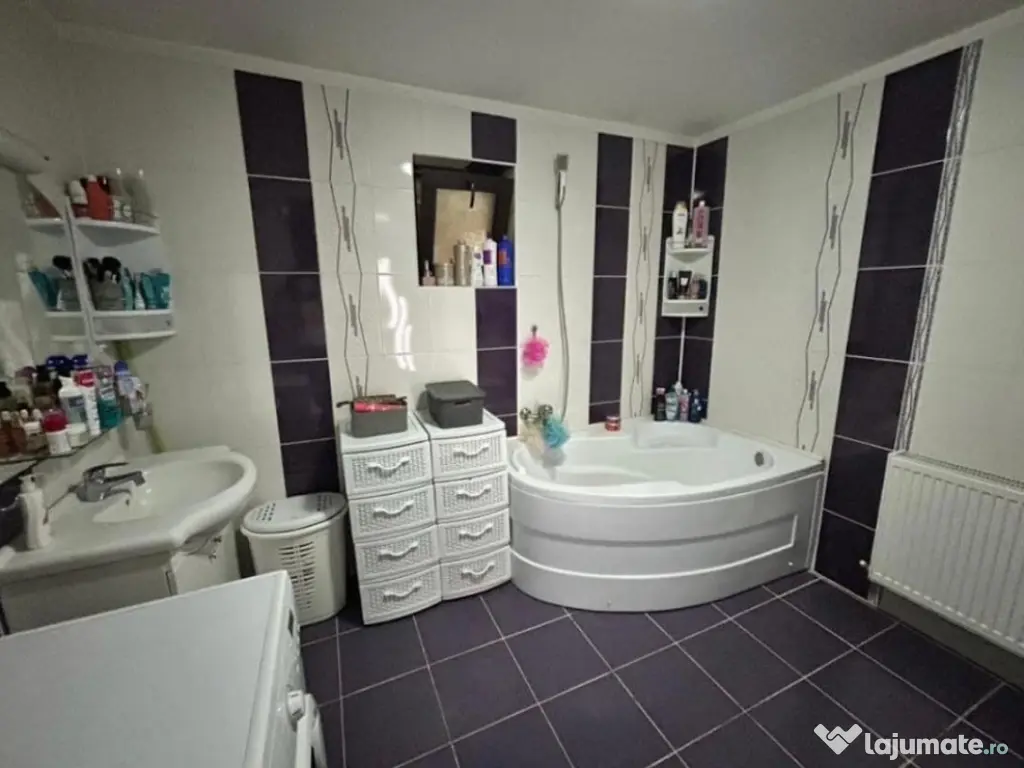 Casa in Priboieni, Arges, mobilata, 135000 euro 