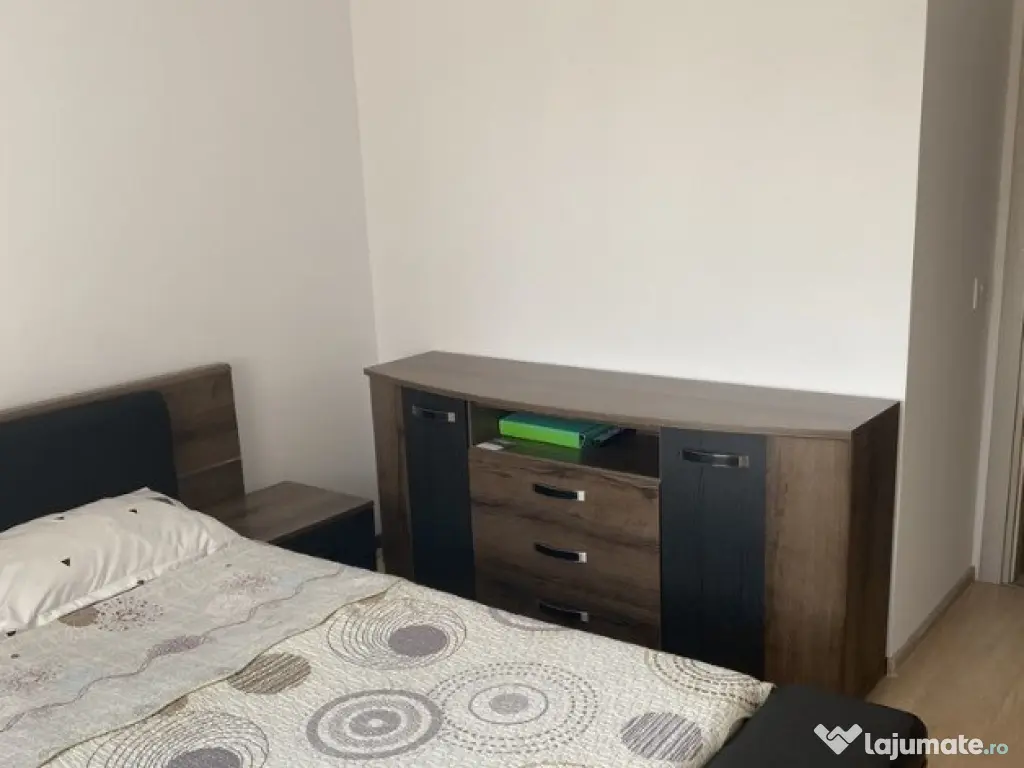 Apartament in zona Dristor/Baba Novac, 3 camere 