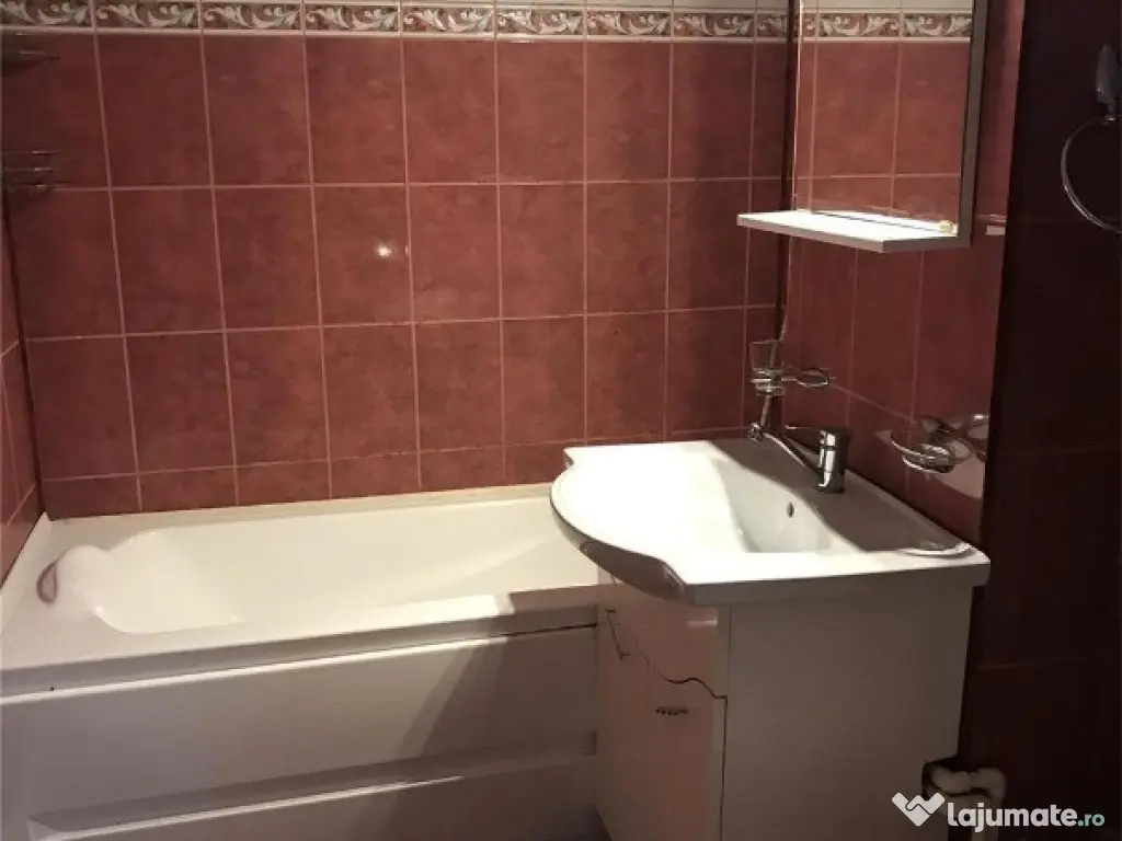 2 camere in zona Panduri